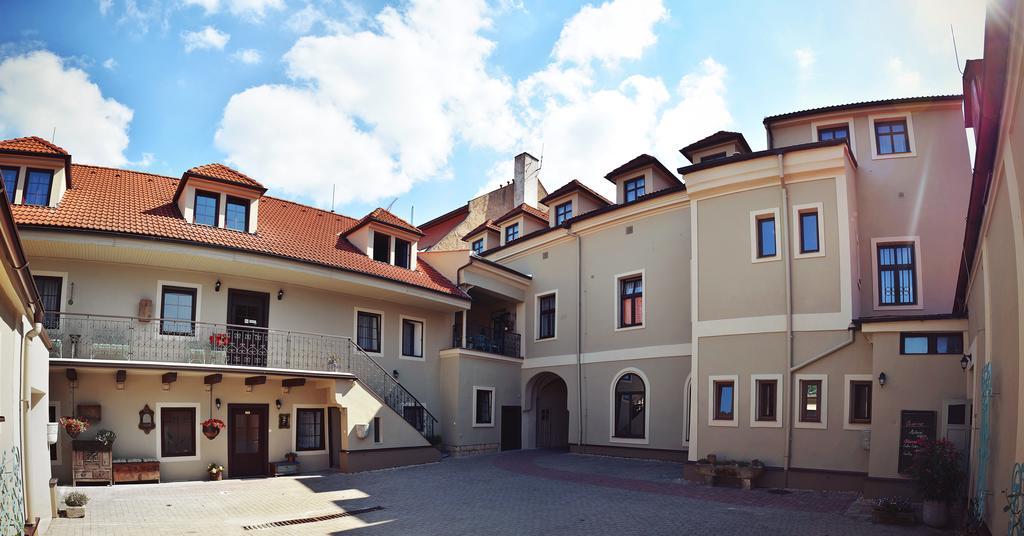 Hotel U Hradu Mladá Boleslav Exterior photo