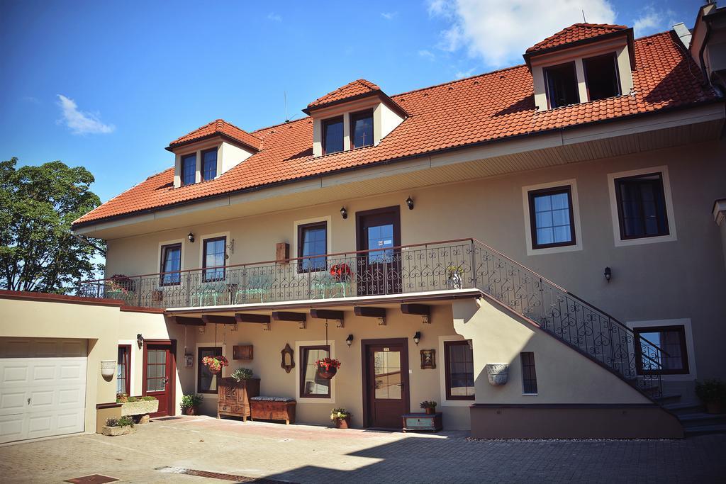 Hotel U Hradu Mladá Boleslav Exterior photo
