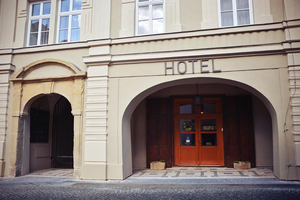 Hotel U Hradu Mladá Boleslav Exterior photo